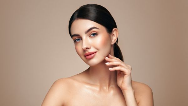 طرق طبيعية لتبييض الوجه سريعًا قبل أي مناسبة