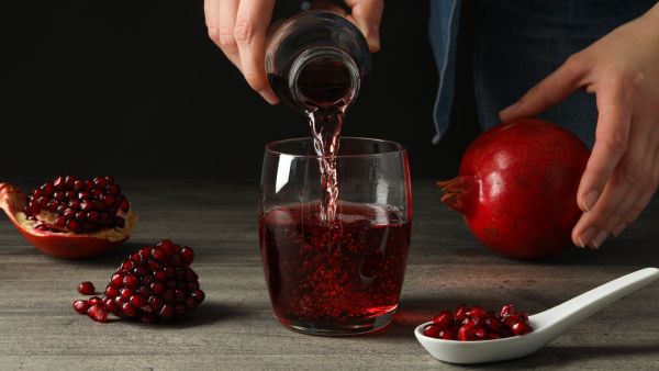 فوائد عصير الرمان للحامل في الشهر التاسع