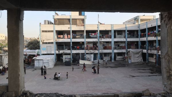 22 Palestinians killed as Israel steps up airstrikes in Gaza