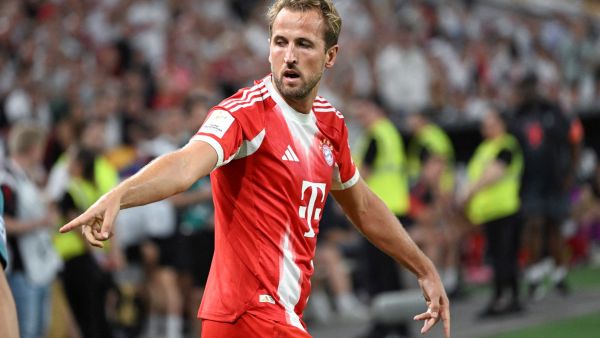 هاري كين يرحب باهتمام برشلونة