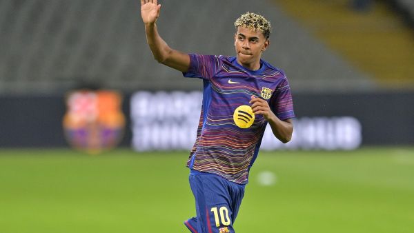 توتر جديد بين برشلونة ومنتخب إسبانيا بسبب إصابة لامين يامال