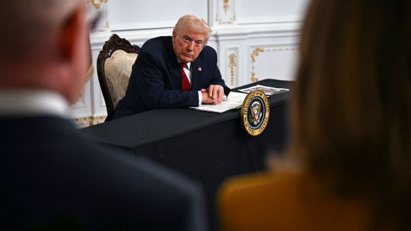 "Perjury": Trump voids 92% of Biden’s orders signed with the auto-pen 