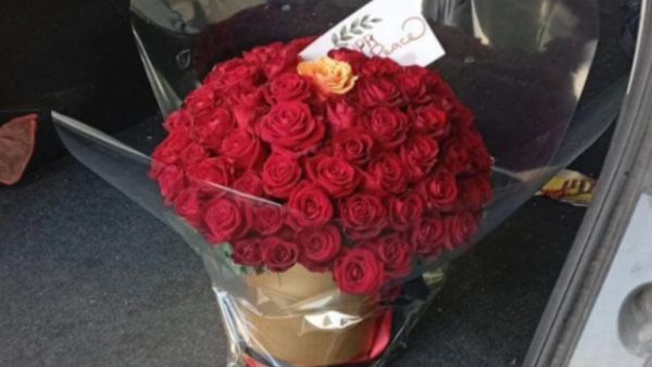 هاكرز إيرانية تخترق سيارة عالم نووي إسرائيلي وتترك "باقة ورد أثقل من المعتاد"