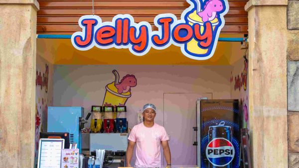 Global Village’s November Dining Guide: Viral kiosks edition