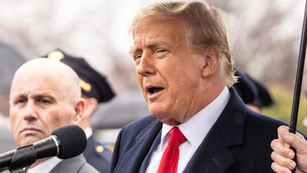 ترامب يعلن مقاطعته قمة العشرين في جنوب أفريقيا 