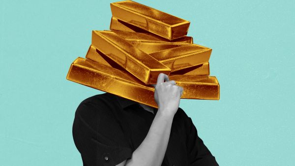 الذهب يستقر قرب أعلى مستوى له في أسبوعين وسط توقعات بخفض الفائدة الأميركية