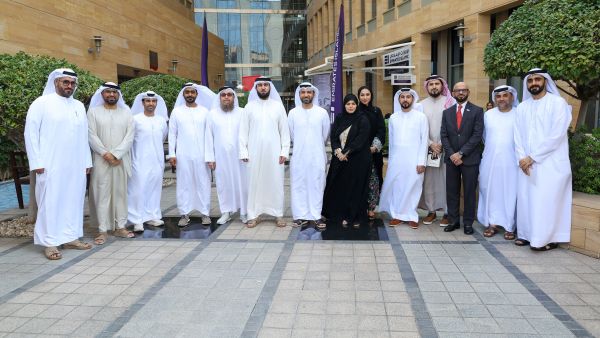 "الإمارات الإسلامي" يحتفل بعيد الإتحاد الـ 54 لدولة الإمارات باستضافة مجموعة من الفعاليات الثقافية