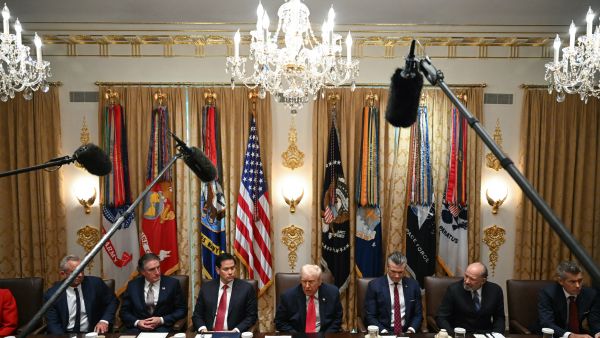 Trump calls Rep. Ilhan Omar ‘garbage,’ attacks Somali community in latest racist remarks