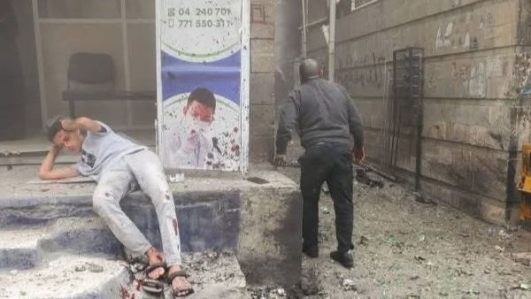 Blast at Islah party headquarters in Taiz kills three civilians, injures 13