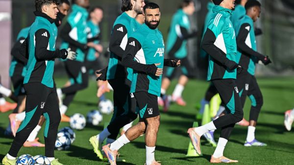 صلاح أساسياً وروبيرتسون يعود.. التشكيلة المتوقعة لليفربول أمام سندرلاند