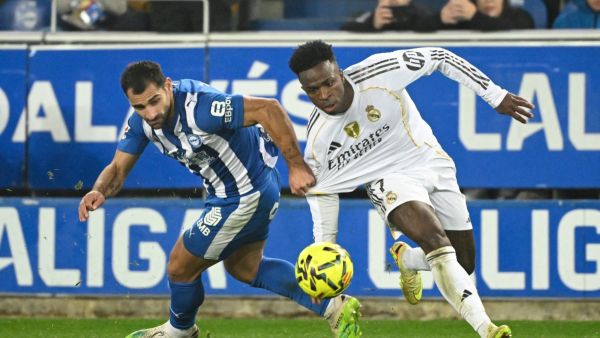 فينيسيوس ينفجر غضبًا بعد تجاهل ركلة جزاء واضحة لريال مدريد