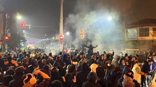 احتجاجات إيران