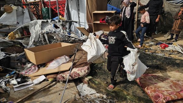 حرائق في خيام النازحين