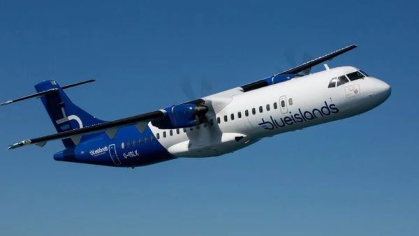 طائرة اندونيسية