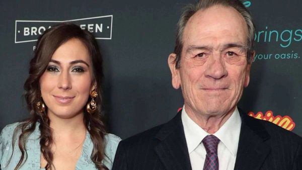 تومي لي جونز