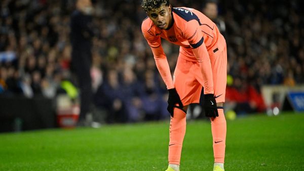 لامين يامال يخطف الأضواء مع برشلونة