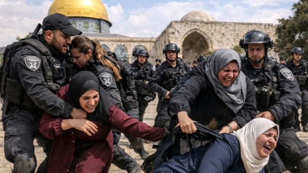 حالات اعتداء جسدي عند المسجد الأقصى