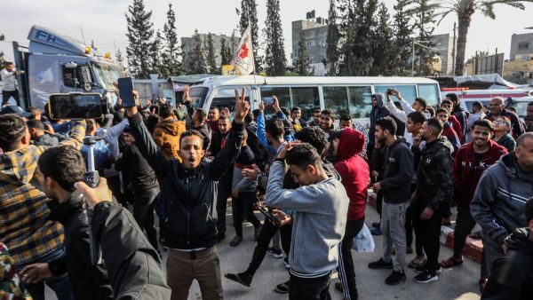  اختيار علي شعث رئيسا للجنة التكنوقراط الفلسطينية التي ستتولى إدارة غزة