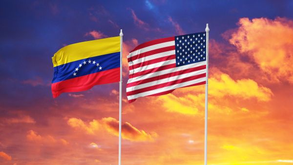 بأكثر من 3 مليارات دولار