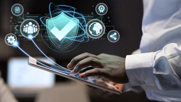 جارتنر: 50% من المؤسسات ستعتمد حوكمة البيانات القائمة على مبدأ "الثقة المعدومة" بحلول عام 2028