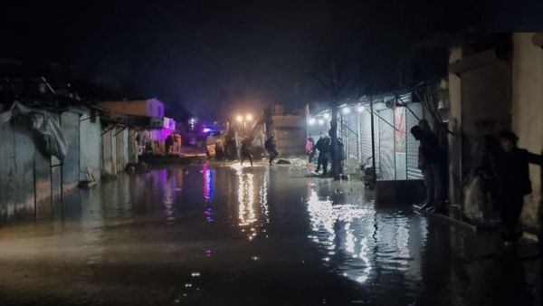 إنقاذ طفل في سوريا