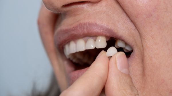 تفسير رؤية ظهور سن جديد في المنام