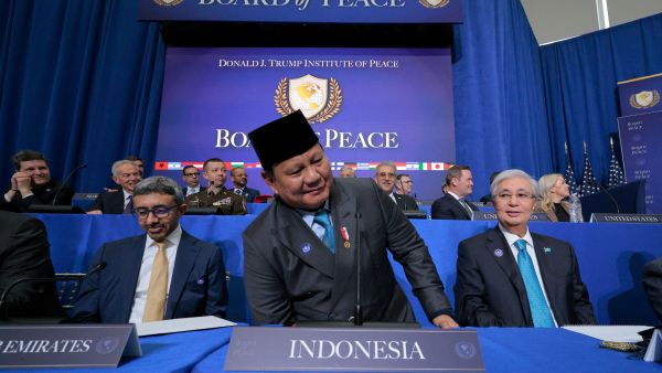 Indonesia pledges 8,000 troops for Gaza force