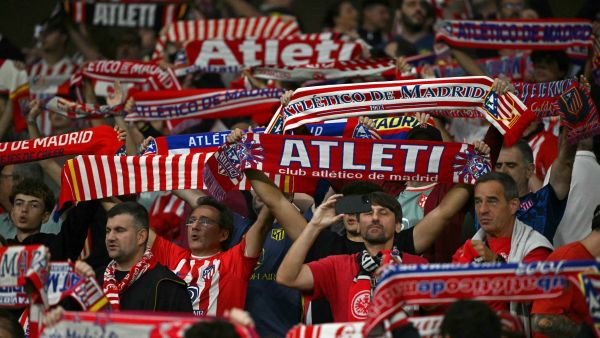 أجواء استثنائية منتظرة في مدريد قبل صدام أتلتيكو وبرشلونة