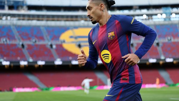 برشلونة يستعيد رافينيا ويفقد راشفورد