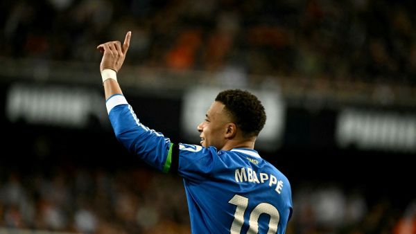 أربيلوا بعد الفوز على فالنسيا: مبابي يسير على خطى كريستيانو