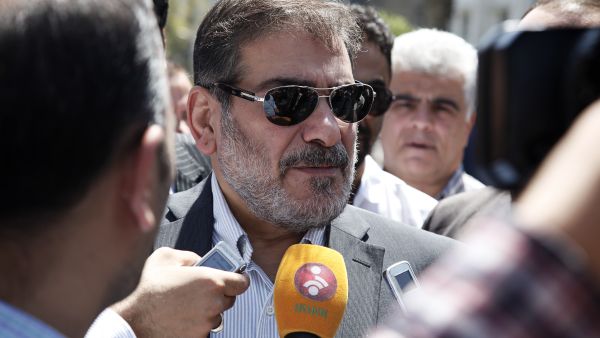  أمين مجلس الدفاع الإيراني علي شمخاني