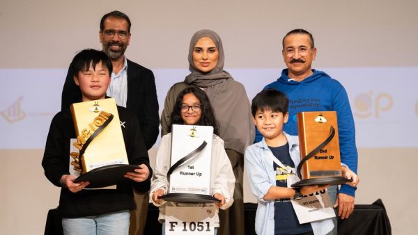 "الإمارات الإسلامي" يحتفي ببطل مسابقة " UAE Spelling Bee Champion "ويحث الشباب على الإلمام بالثقافة المالية من خلال "حساب ALPHA للأبناء"