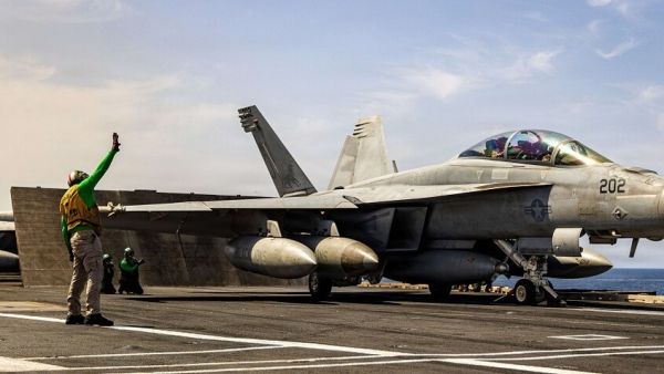 طائرة أميركية