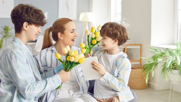 6 طرق مبتكرة للاحتفاء بالأم في عيدها