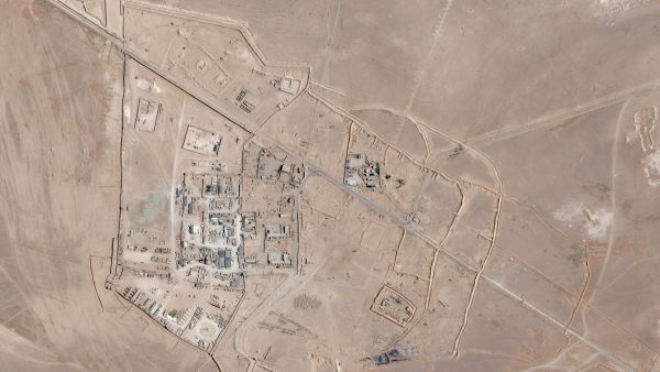 قاعدة التنف