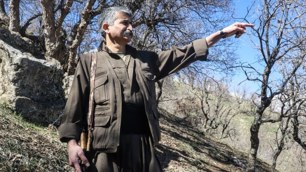 Trump offers Kurds military backing to challenge Iran