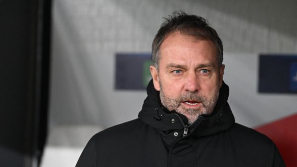 فليك يقترب من معادلة رقم غوارديولا التاريخي مع برشلونة