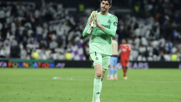 إصابة كورتوا في توقيت حساس