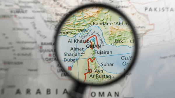 زرع ألغام في المضيق
