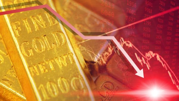 انخفاض أسعار الذهب مع صعود الدولار