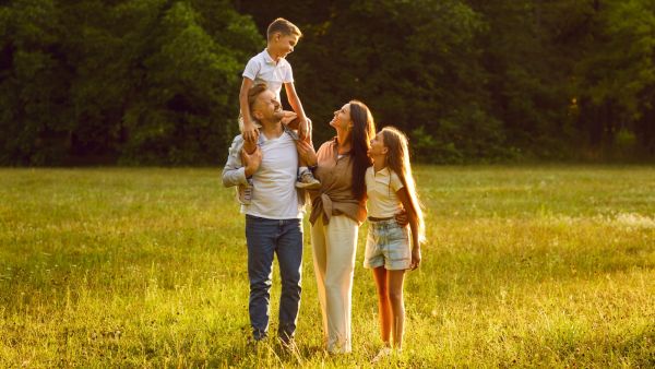 أفكار لأنشطة خفيفة ليوم جمعة ربيعي مع العائلة