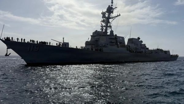 سفينة حربية أميركية