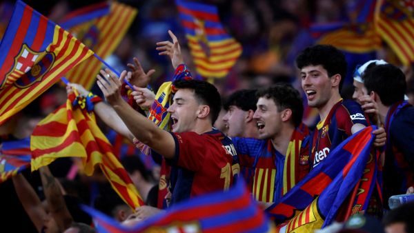 دعم جماهيري كبير لبرشلونة قبل مواجهة أتلتيكو مدريد