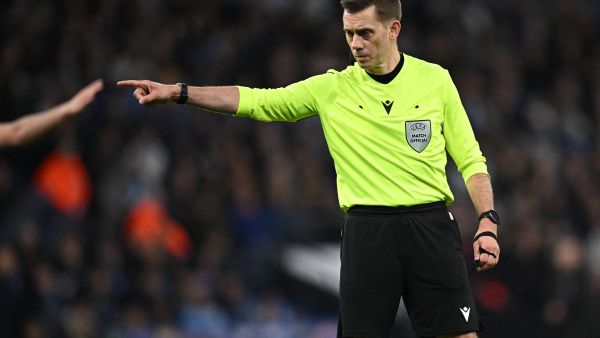 تعيين كليمان توربان لإدارة قمة أتلتيكو مدريد وبرشلونة