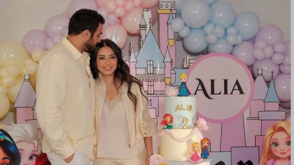 رحمة رياض تنشر صورًا خاصة من احتفال عيد ميلاد ابنتها عليا