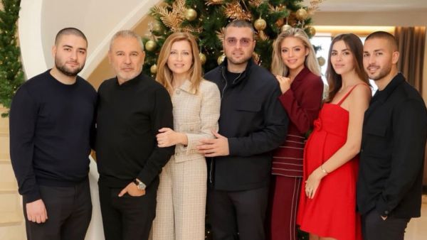 حفيد جديد لعائلة إيلي صعب.. استقبال “سيليو صعب جونيور”