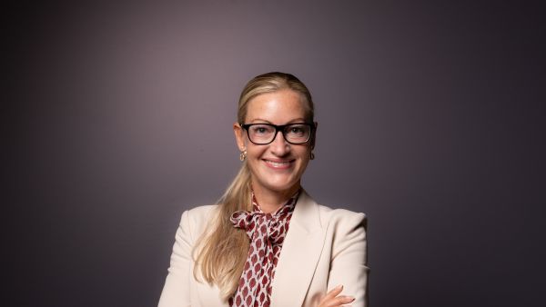 Ericsson and du enhance Fixed Wireless Access services in the UAE