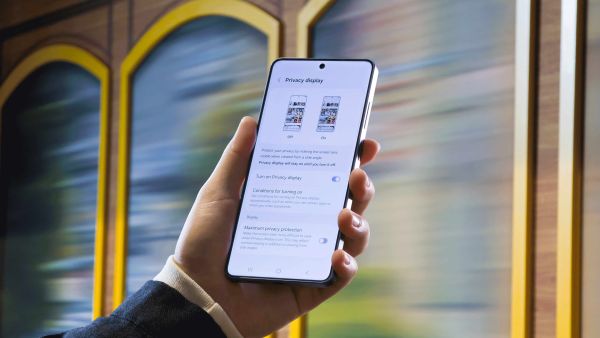 Galaxy S26 Ultra: Clear for You, Protected from Others