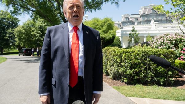 "War Over": Trump moves battle against Iran behind the scenes