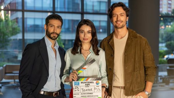 Ekin Koç / Ayça Ayşin Turan / Feyyaz Şerifoğlu